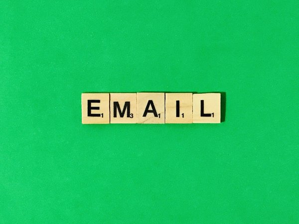 Meilleures astuces pour trouver adresses email facilement