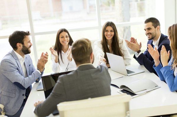 Organiser un team building en entreprise à Lyon : quelles sont les bonnes raisons ?